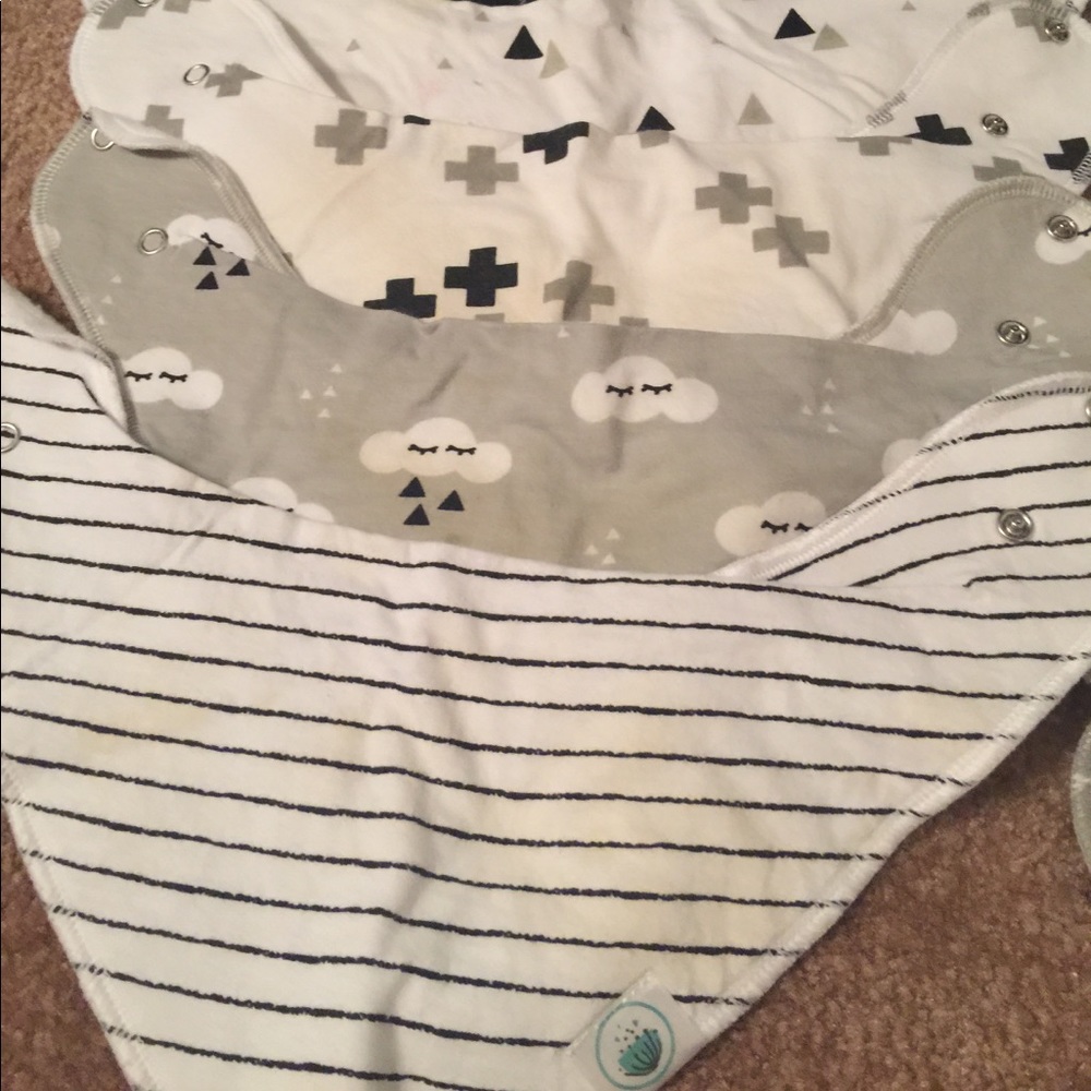 Bibs bundle - Picture 4 of 4